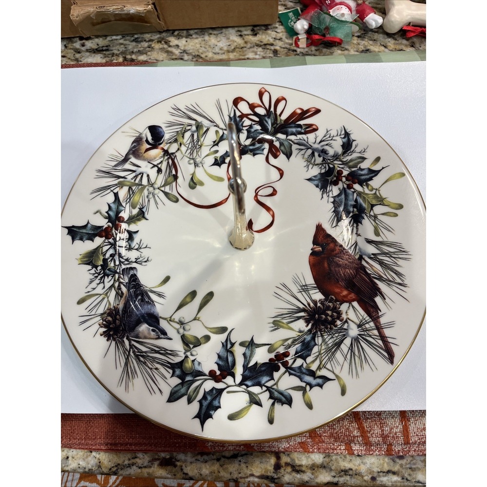 Lenox Winter Greetings Cardinal, Nuthatch, Chickadee Cake platter 12" EUC
